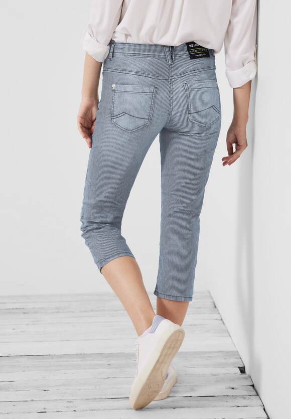 Vertrouwelijk Het formulier Grillig CECIL Loose fit broek van 22 inch Dames - Style Scarlett - Mid Blue Used  Wash | CECIL Online-Shop
